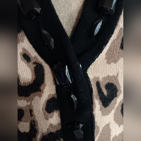 Vintage leopard print tunic. - Picture 2 of 8